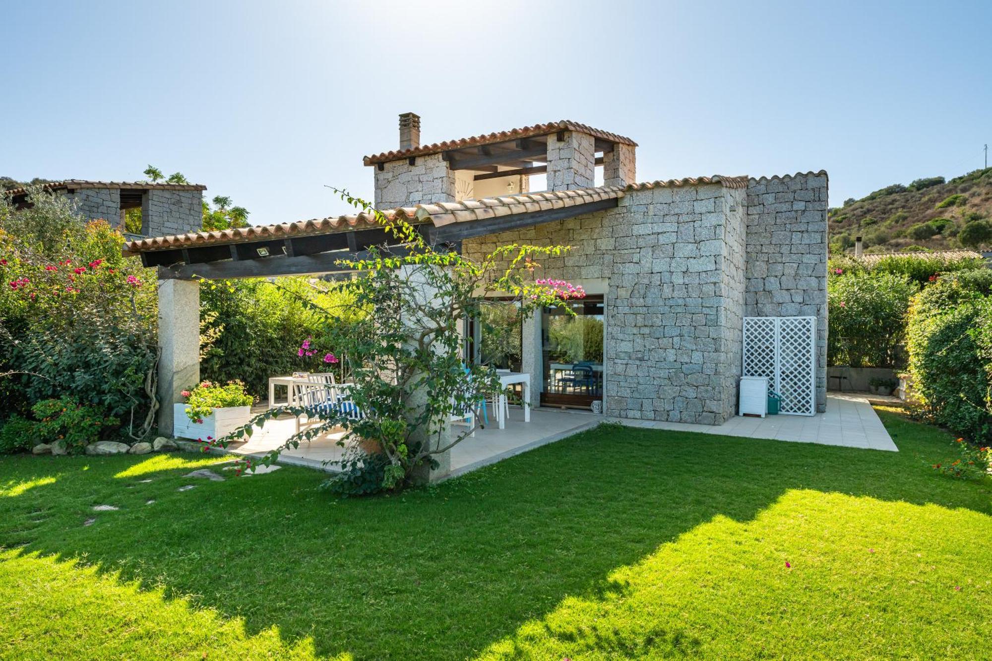 Villa Bouganville Cala Sinzias Castiadas Exteriér fotografie